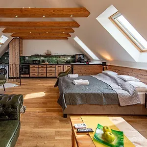 Castle Hill Premium Apartman Eger