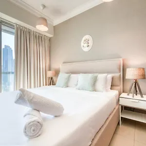 Апартаменты Prime Retreats - Downtown 