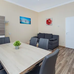 Appartement Puchsbaumgasse, Vienne