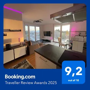 Apartament Luxusapartment Mit 40 Qm Terrasse, E-parkplatz Und Parkplatz Graz