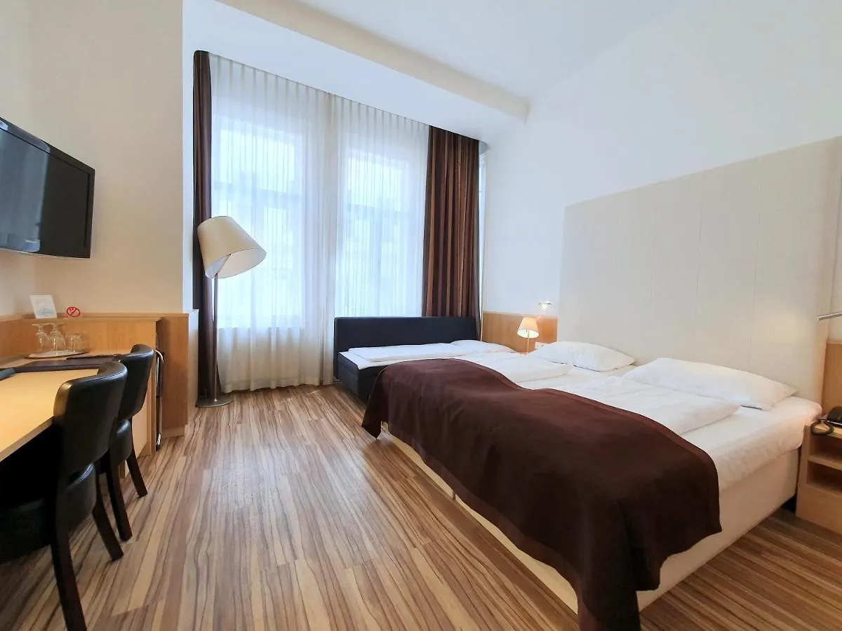 Hotel Zipser Vienna 3*,